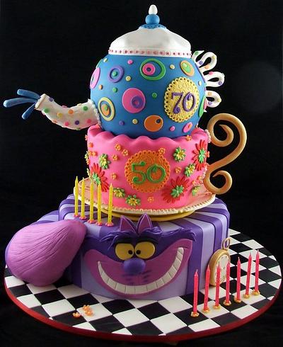 Alice in Wonderland - Cake by Lisa-Jane Fudge