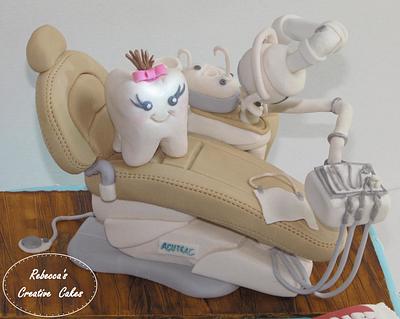 Dentist Chair with working light - Cake by Rebecca Avans