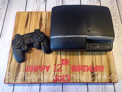 PS3 Cake - Cake by Dinkylicious Cakes