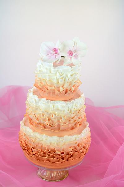 DELICATE RUFFLES - Cake by Marilu' Giare' Art & Sweet Style