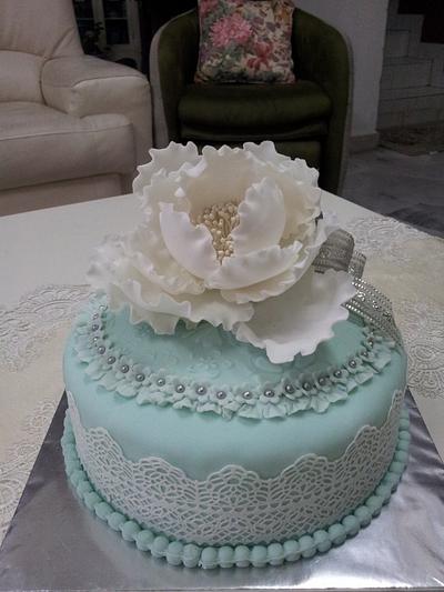 My cousin's daughter's engagement cake. - Cake by Che Yan