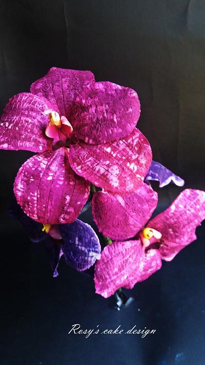 Vanda orchids - Cake by rosycakedesigner