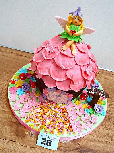 Enchanted fairy house giant cupcake - Cake by OfF ThE CuFf CaKeS!!