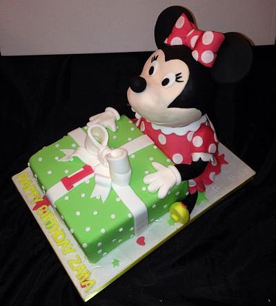 Minnie Mouse Present Cake - Cake by Caron Eveleigh
