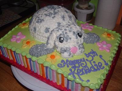 Kenadie's Bunny - Cake by Jennifer C.