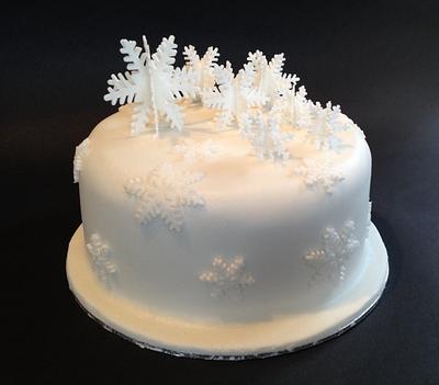 Snowflake cake - Cake by Cake Laine
