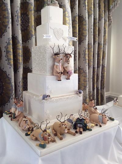 Christmas reindeer wedding cake - Cake by Anna Caroline Cake Design