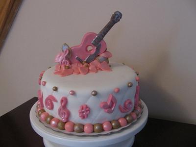 Musical cake! - Cake by Sandra Caputo
