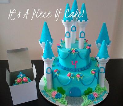 Castle Cake and matching Cupcake - Cake by Rebecca