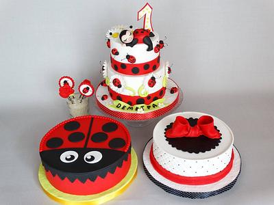 Four ladybug cakes for 1st birthday - Cake by Diana