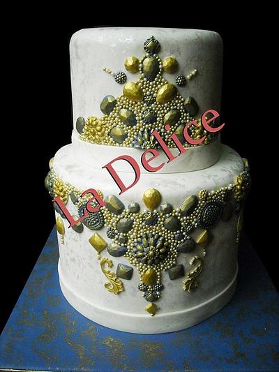 be jeweled  - Cake by la delice 