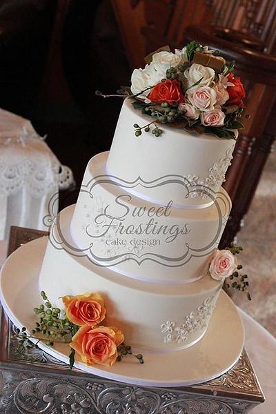 Rustic, yet elegant wedding cake - Cake by Sweet Frostings Cake Design