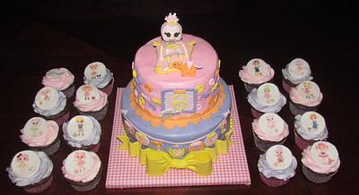 LaLaLoopsy Cake and Cupcakes - Cake by Jaybugs_Sweet_Shop