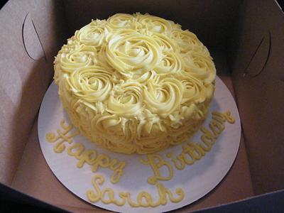 Yellow Roses - Cake by Christa
