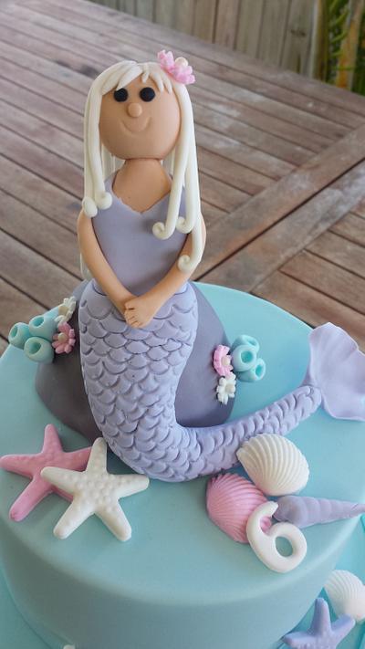 Mermaids and sea shells - Cake by Joanne