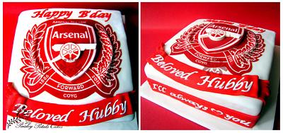 Arsenal FC Cake - Cake by Paisley Petals Cakes