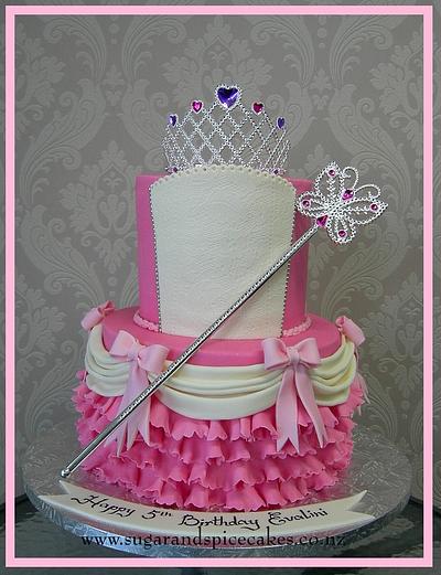 Cake for a Princess - Cake by Mel_SugarandSpiceCakes