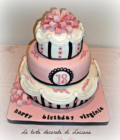 18 birthday cake pink  white and black - Cake by luciana