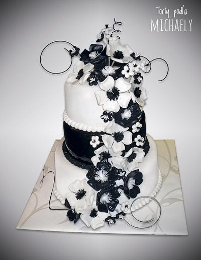Black and white - Cake by Michaela Hybska