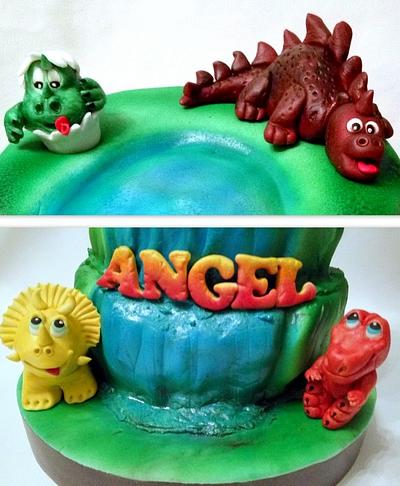 Tarta dinosaurios Angel - Cake by SORELLAS CAKES PAMPLONA 