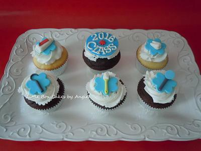 Cupcakes; Dentist Motive - Cake by Little Box Cakes by Angie