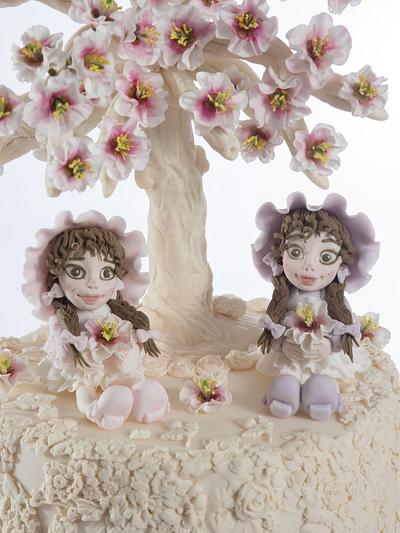 Best friends collaboration - Little girls under blossom tree - Cake by Elli Warren