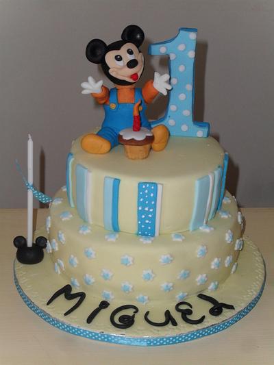 Mickey baby cake - Cake by Fatima Santos Silva