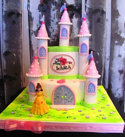 castle cake - Cake by COMANDATORT