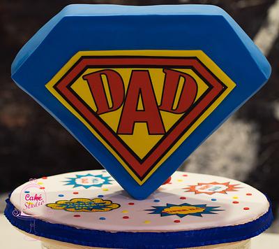 Super Dad - Cake by ShazCakeStudio