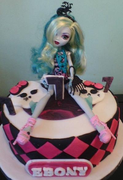 Monster High Cake - Cake by Sonia Eddy