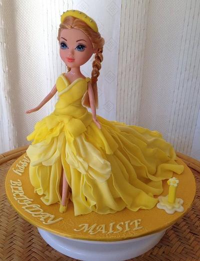 Yellow Doll - Cake by Jing14