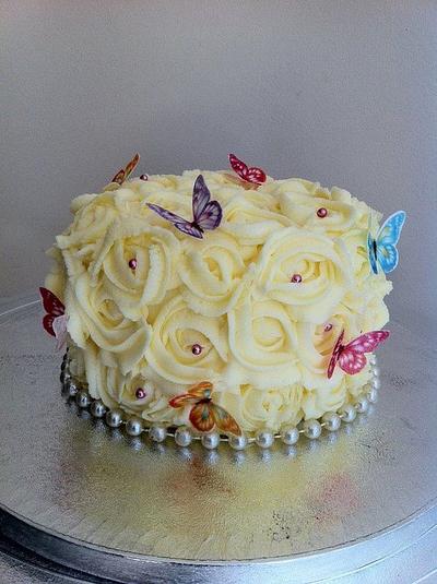 Butterfly rosette cake - Cake by CakeMeHappy15