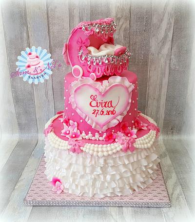 Welcome sweet baby girl - Cake by Sam & Nel's Taarten