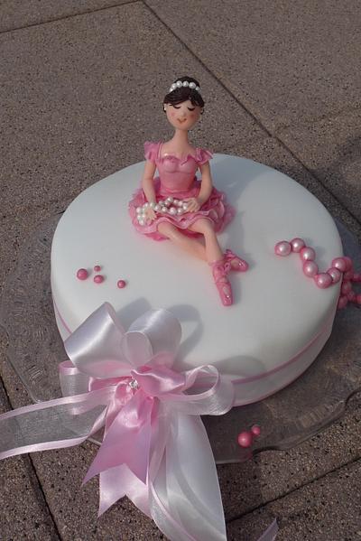Ballerina  - Cake by Lucie