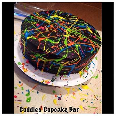 Glow in the Dark - Cake by Cuddles' Cupcake Bar