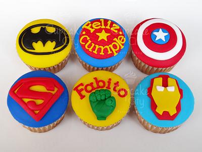 Super heroes cupcakes - Cake by CupcakeCity