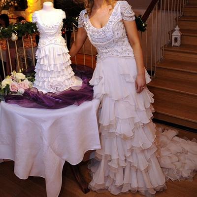 Cake replica of an Alice Temperley gown - Cake by mairin