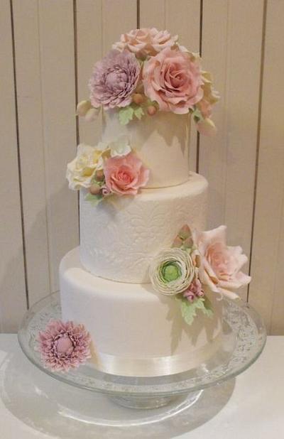 Flowers galore - Cake by Esther Scott