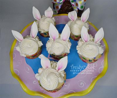 Hoppy Easter - Cake by TrudyCakes