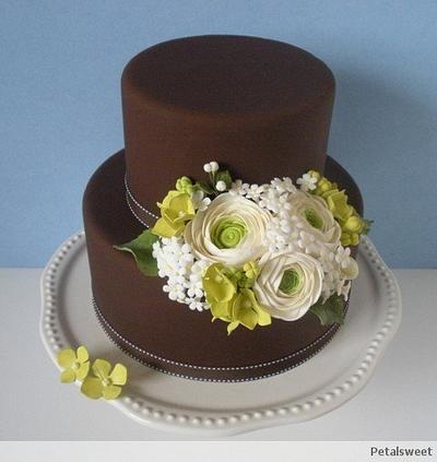Ranunculus Trio - Cake by Petalsweet