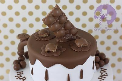 Chocolate and chocolate cake! - Cake by Really Yummy