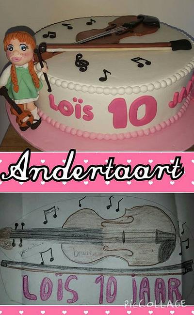 disigned by a 10 yr old - Cake by Anneke van Dam