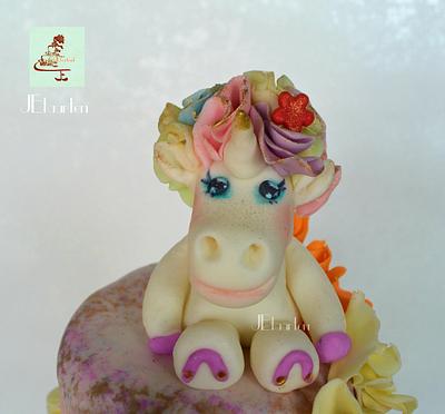 sweet unicorn caketopper - Cake by Judith-JEtaarten