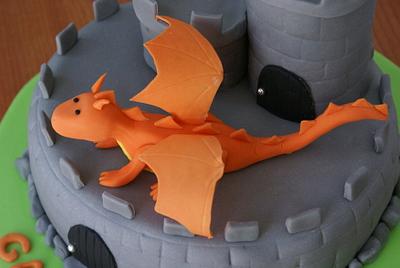 Fly Dragon - Cake by Isabel Sousa