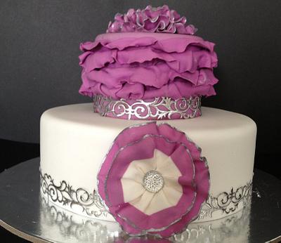 Its all girlie - Cake by Unusual cakes for you 