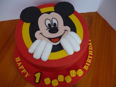 Mickey Mouse - Cake by Hilz