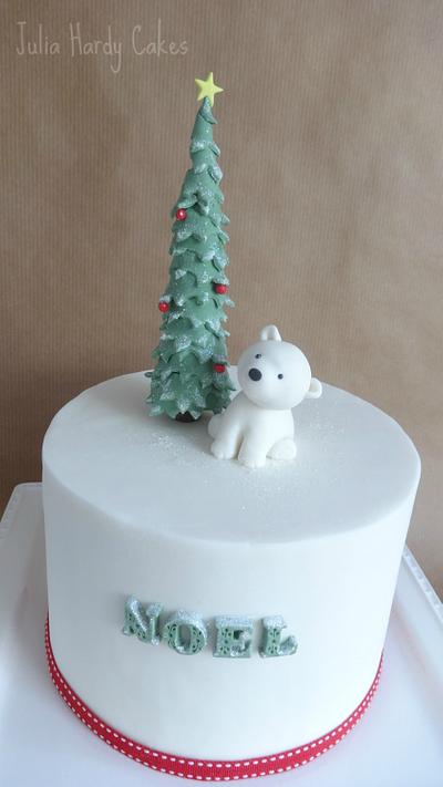 Little Christmas Cake - Cake by Julia Hardy