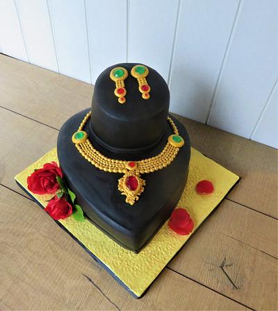 Jewelry - Cake by Nora Yoncheva