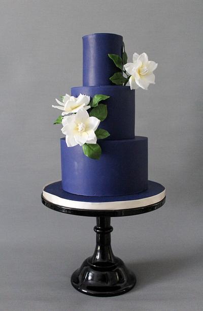 Baby Gardenias on Navy  - Cake by Designer Cakes By Timilehin