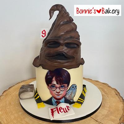 Harry Potter and the sorting hat (Harry Potter - Magic Cake Collaboration) - Cake by Bonnie’s 🧡 Bakery